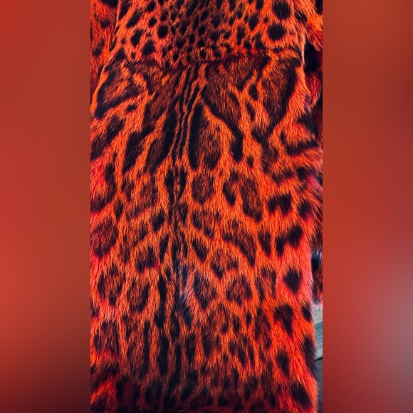 Beautiful Stylish Dyed Spotted Lippi Cat Fur Jacket - Picture 12 of 14